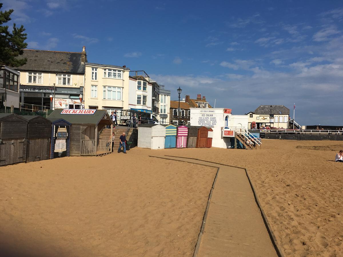 Rooms At Number One Broadstairs Exterior photo